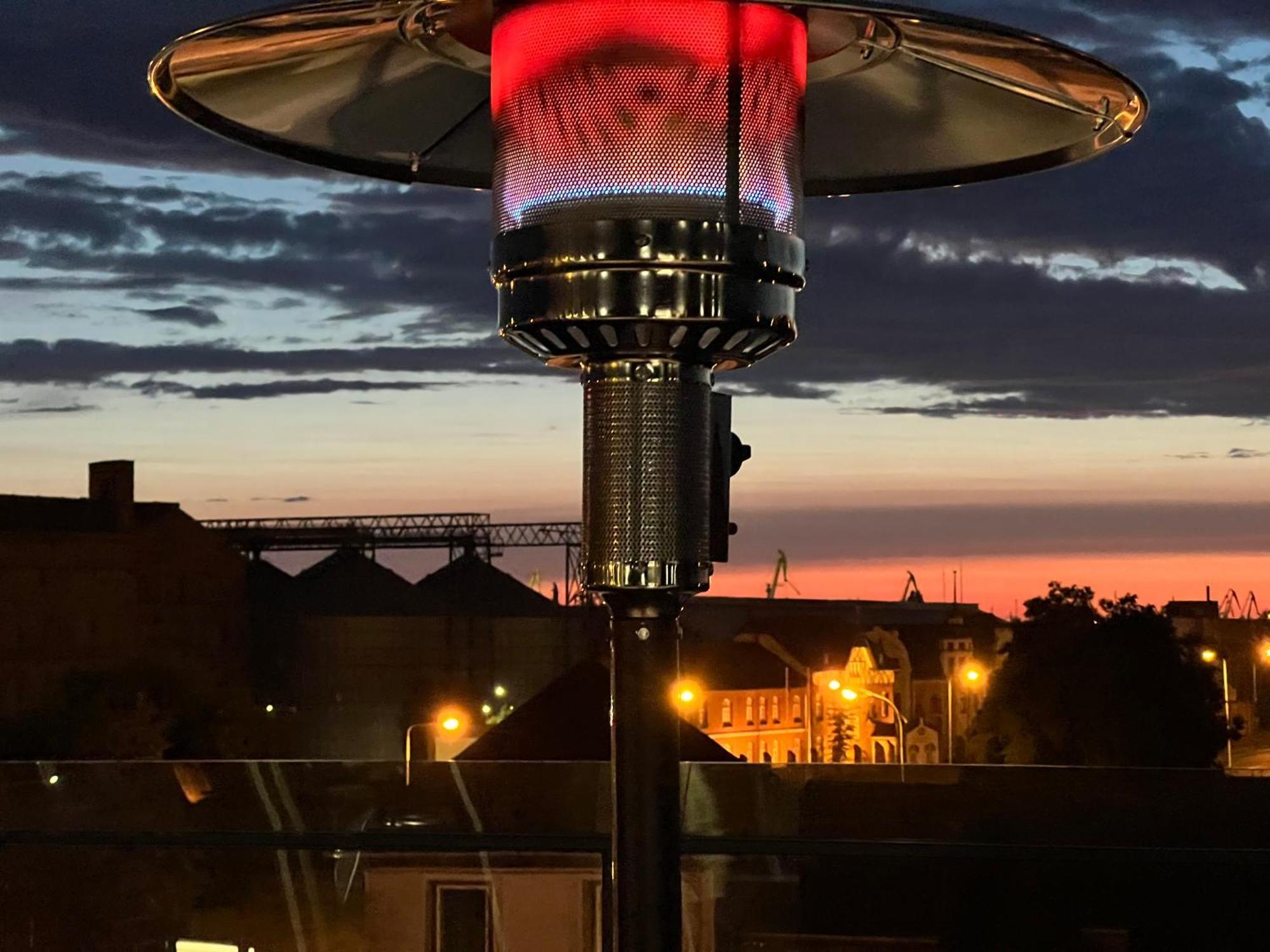 Luna Self Check-In Hotel Klaipėda Exterior foto